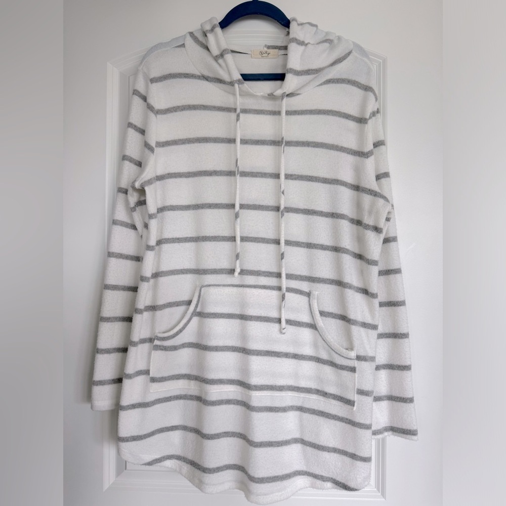 Be Stage soft hoodie